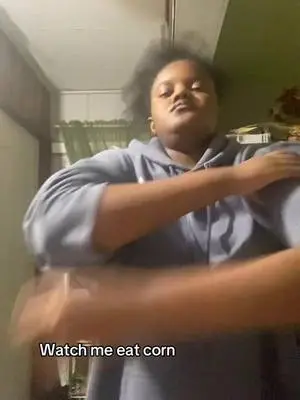 Elizabeth Pope TikTok