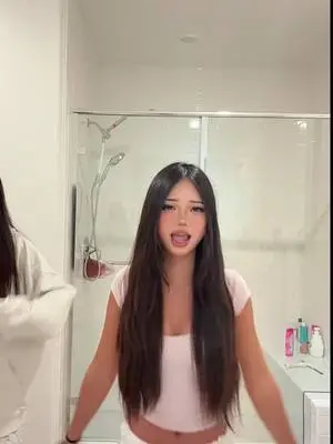 Emma Zhou TikTok
