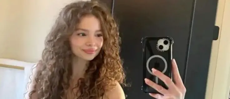 Take a closer look into my life