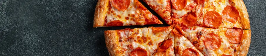 Ses collègues l'adore !. Spécialité pizzas, crêpes et gaufres maison !