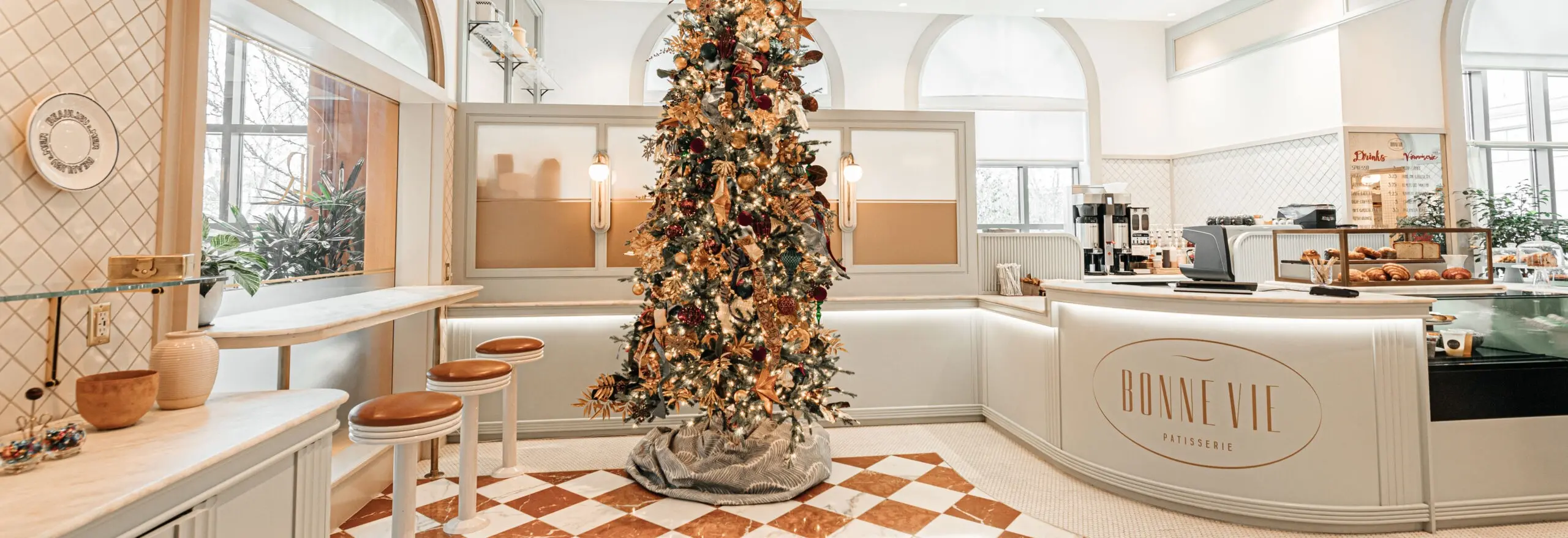 Bringing Family & Friends Together. Holidays & Events
