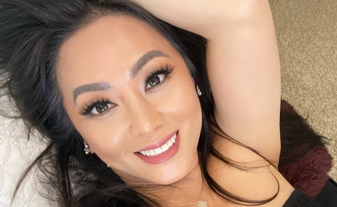 Instagram. Tina Le