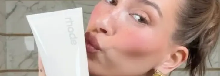 Rhode's new pineapple cleanser w/ @haileybieber. Skincare