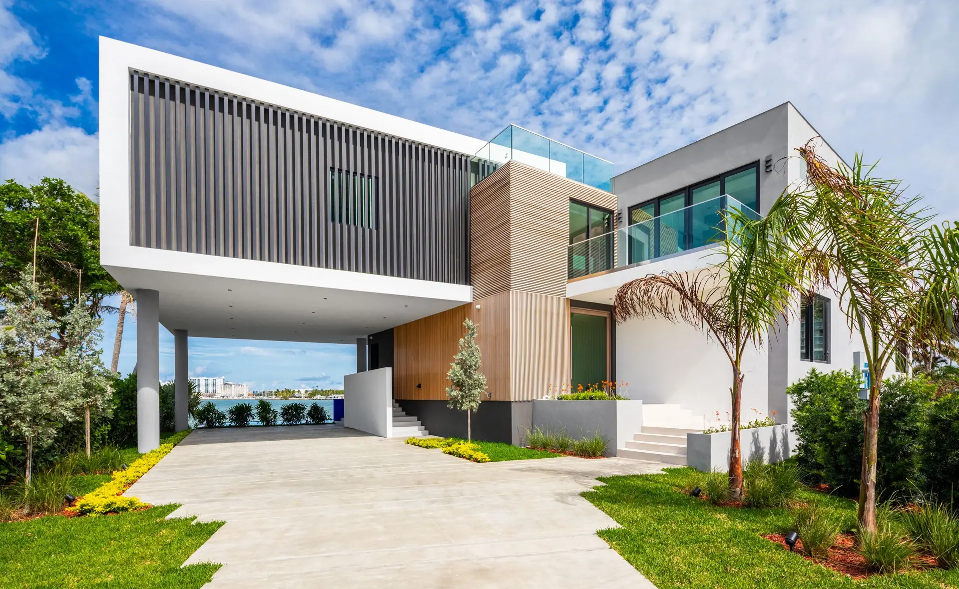 Highlight your story. Bring your brand to life with a message that resonates.