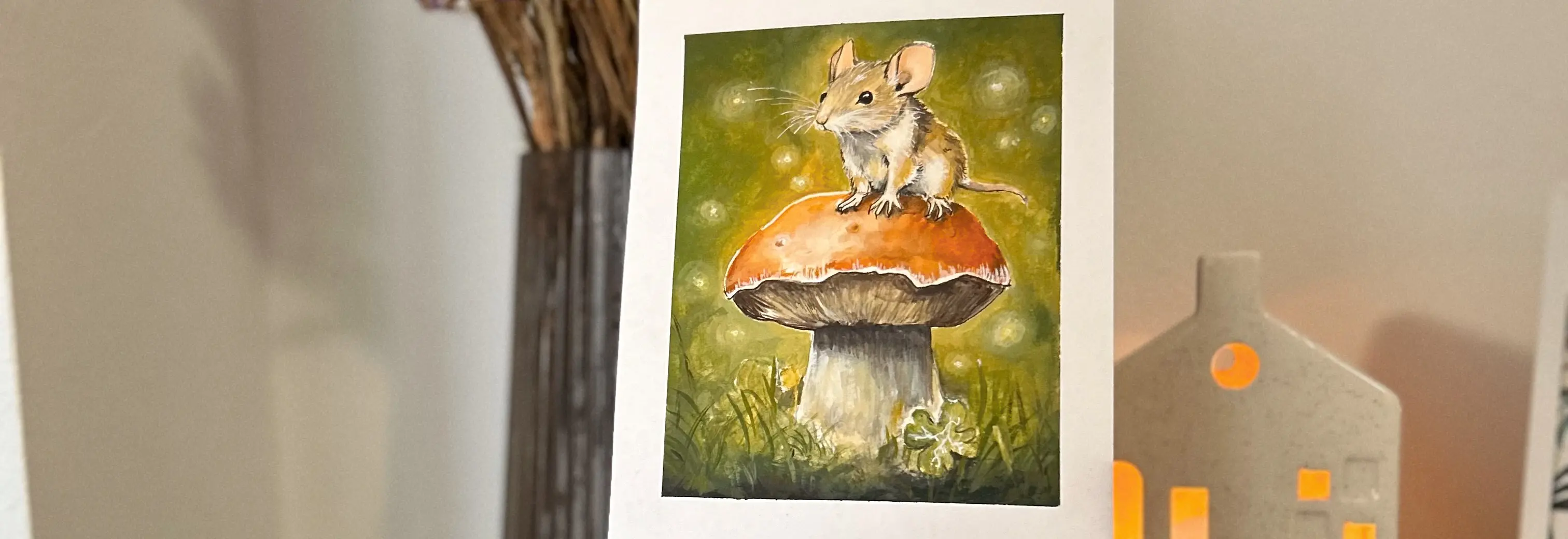 A tiny mouse