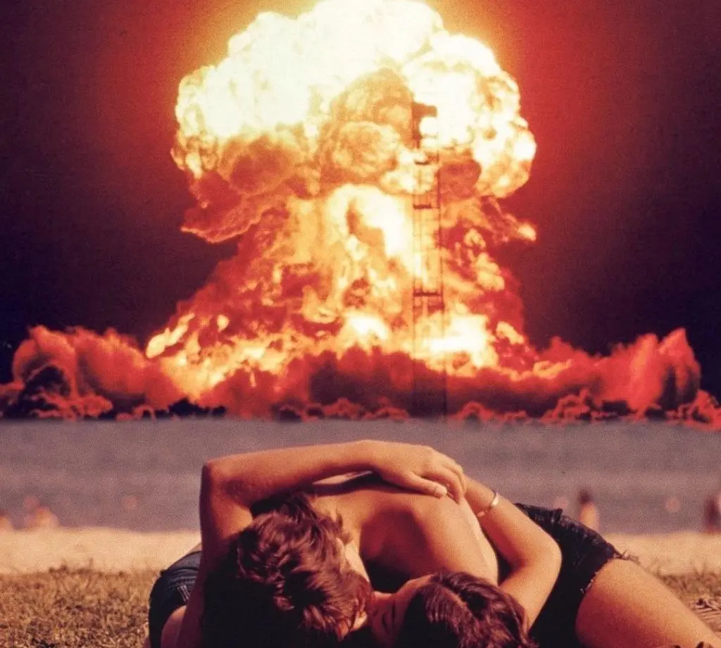 Late Escapism Shitposting