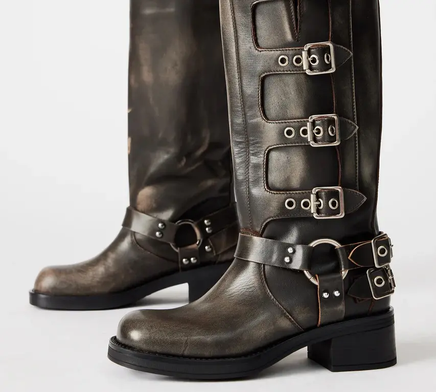 ROCKY BROWN DISTRESSED. Steve Madden