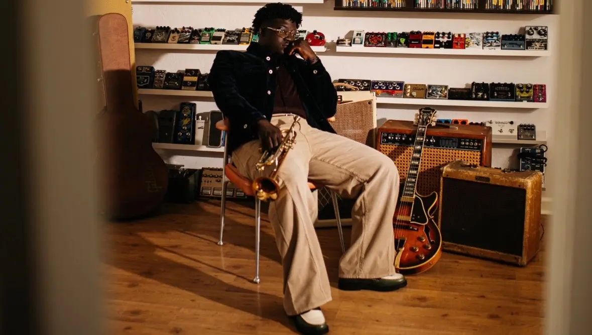 AfroR&B song off upcoming album - Ellipsis. Major