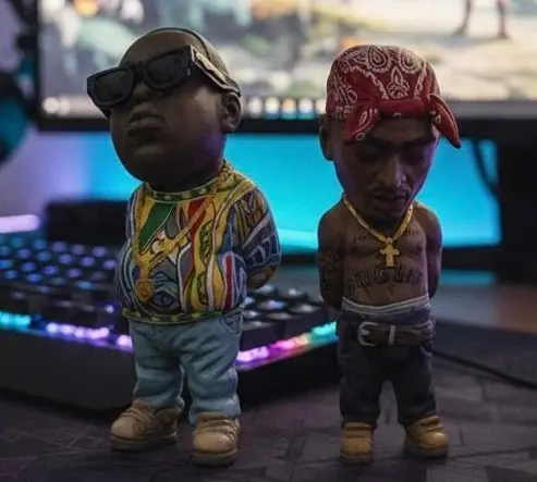 Amazon Room Findz. Rapper Mini-Figures