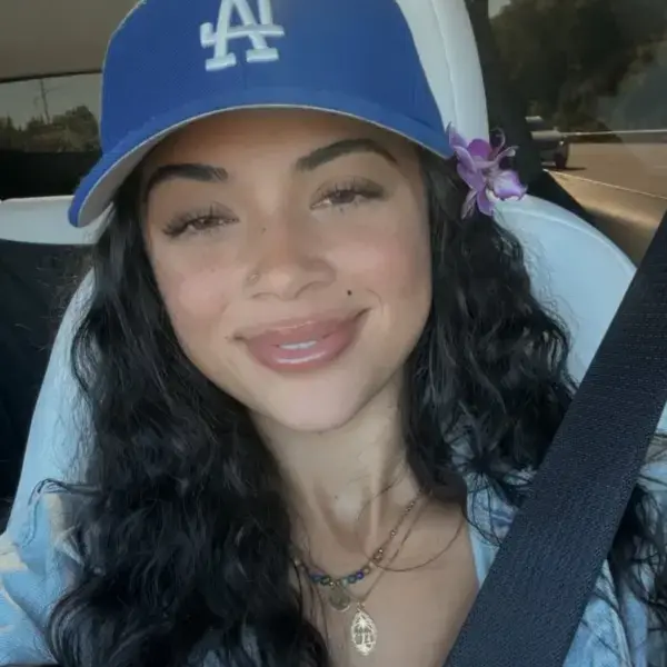 Leslie Leon-Guerrero