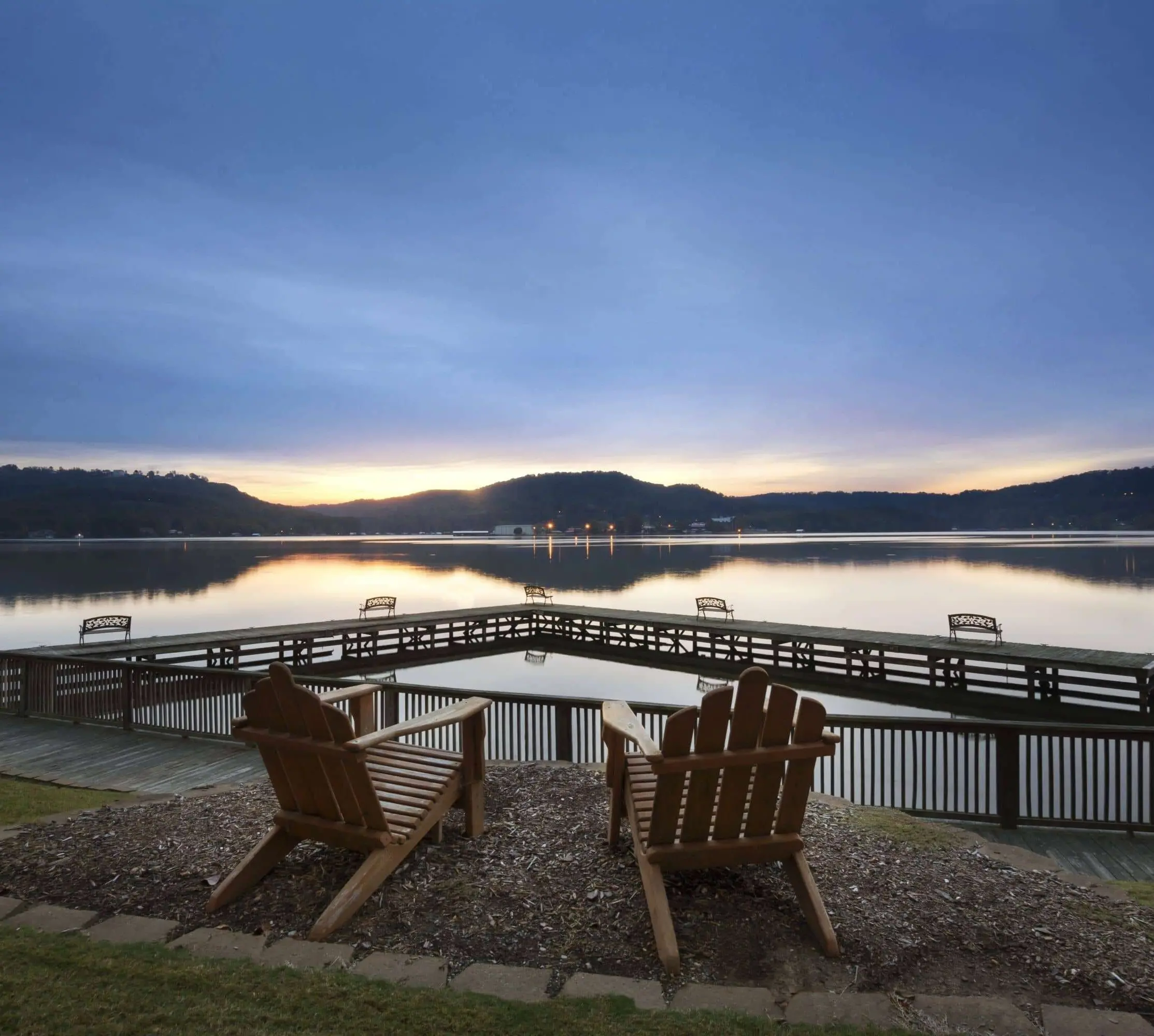 Wyndham Garden Lake Guntersville. Unwind lakeside