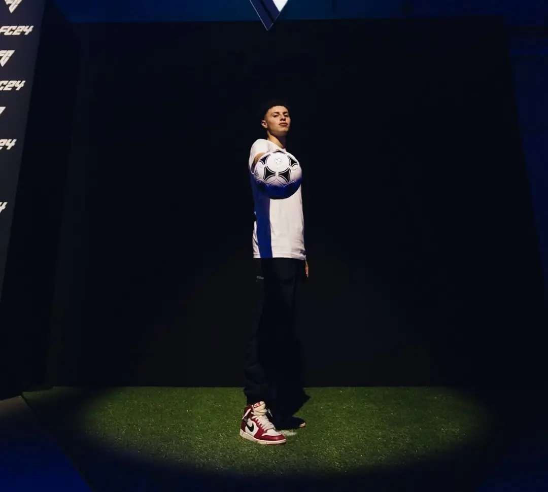 OUSSIFOOTY. Official Website