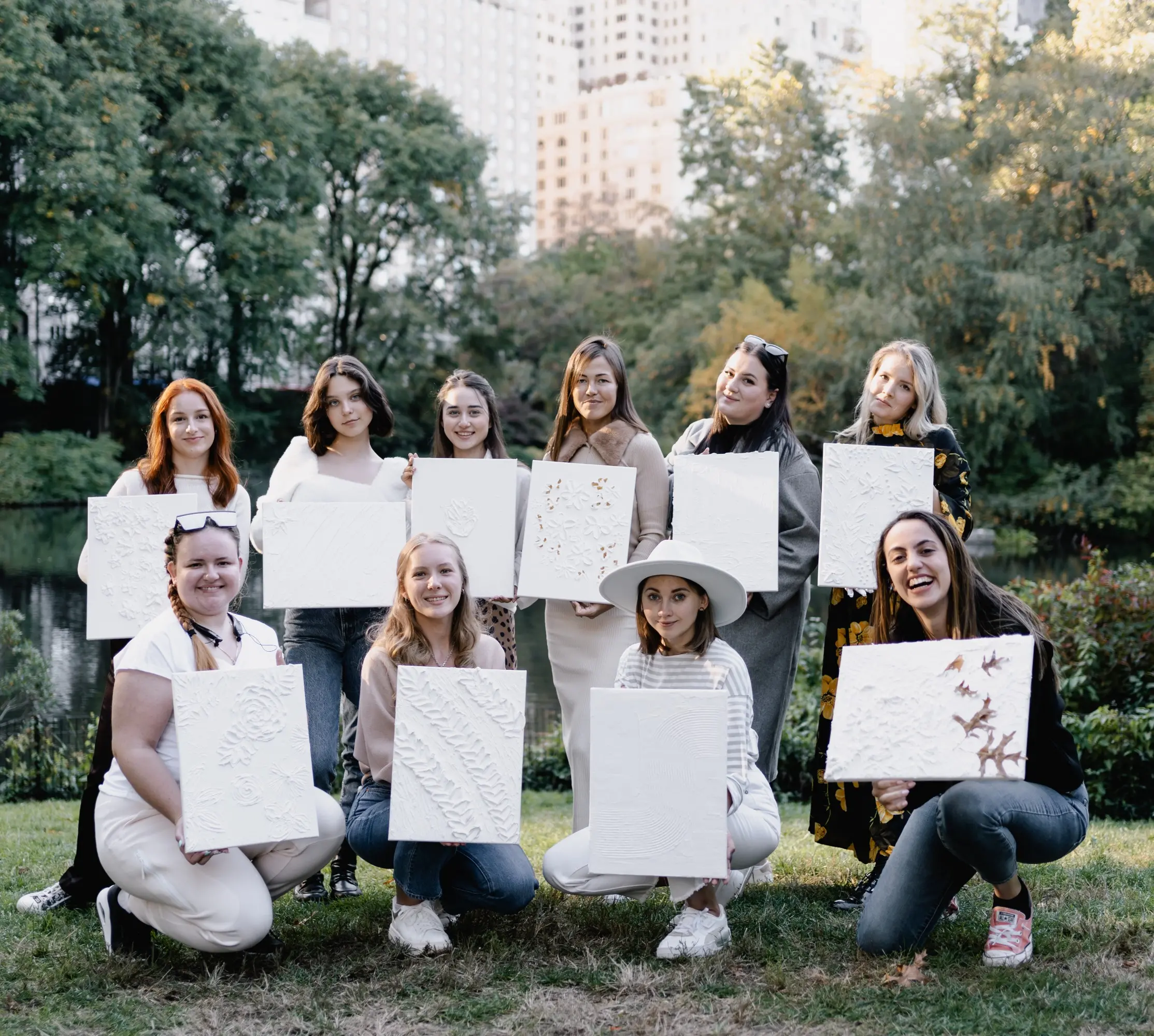 Book Corporate Outing. Book a Creative Experience for Your Team