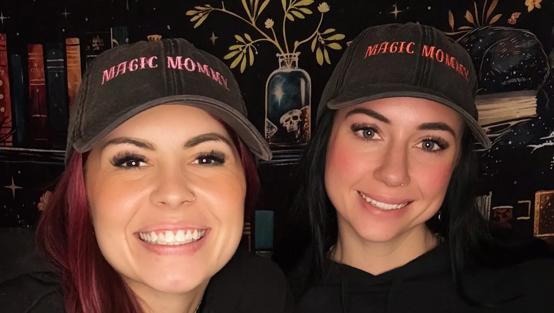 GeminiTwins Merch Here! 🌙✨