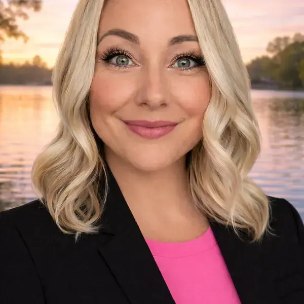 sara_abrams_realtor
