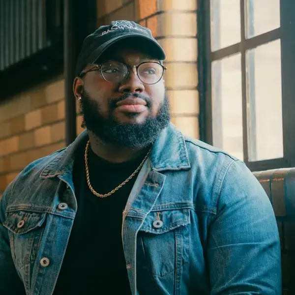 Thomas Kneeland, MA, MFA