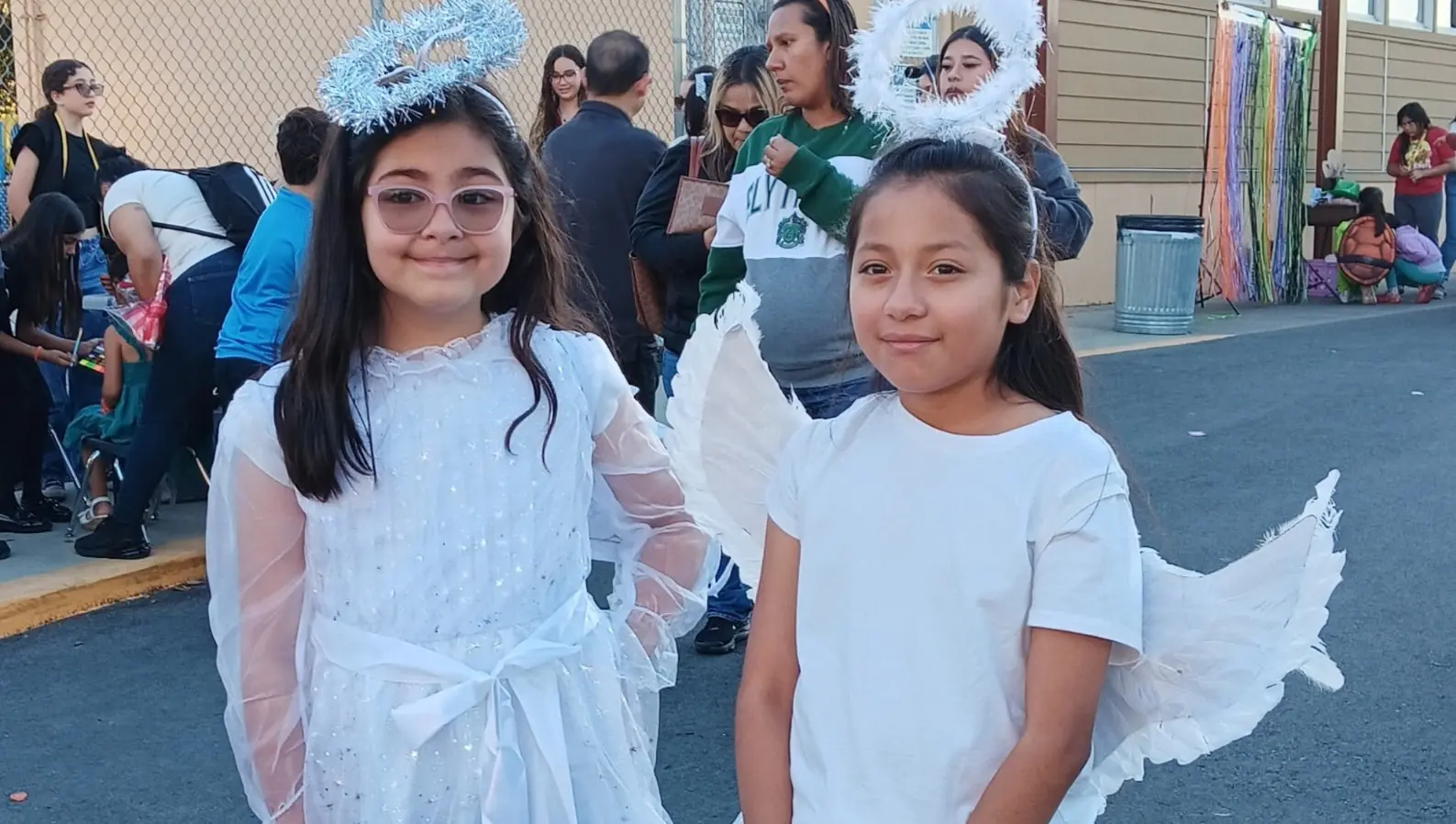 Making Memories at HPS. Parents • Students • Community