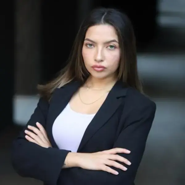 Venmo | Azalya Gonzalez UGC
