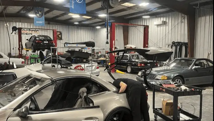 The Pit Indoor Kart Racing to Autotechnic