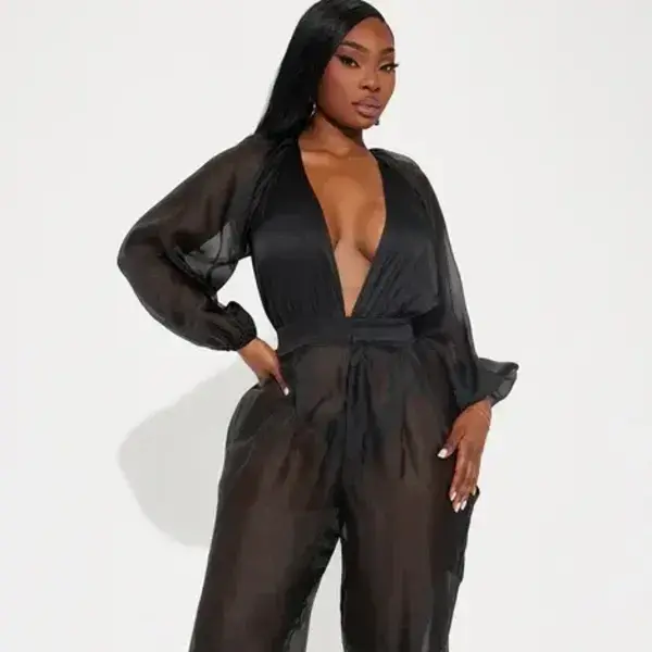 www.fashionnova.com