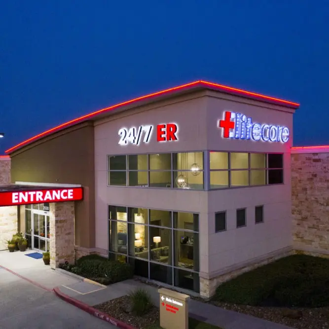 Helen's Garden to Elitecare Emergency Hospital