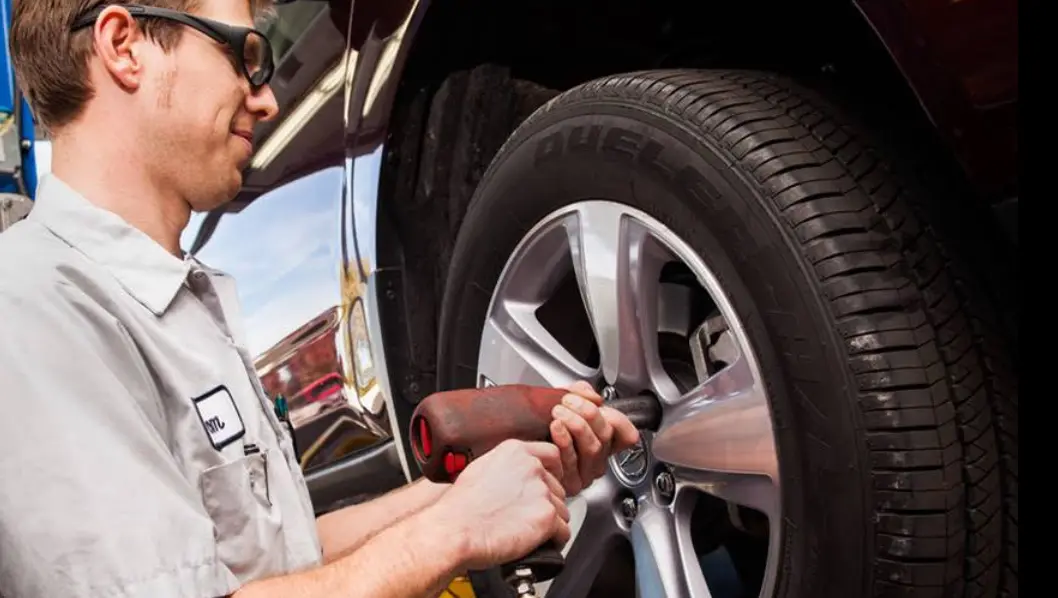 Lakeview Park to Wrench Auto Service Inc