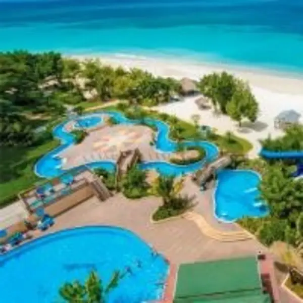 Get Resort Day Passes for your  Cruise Port